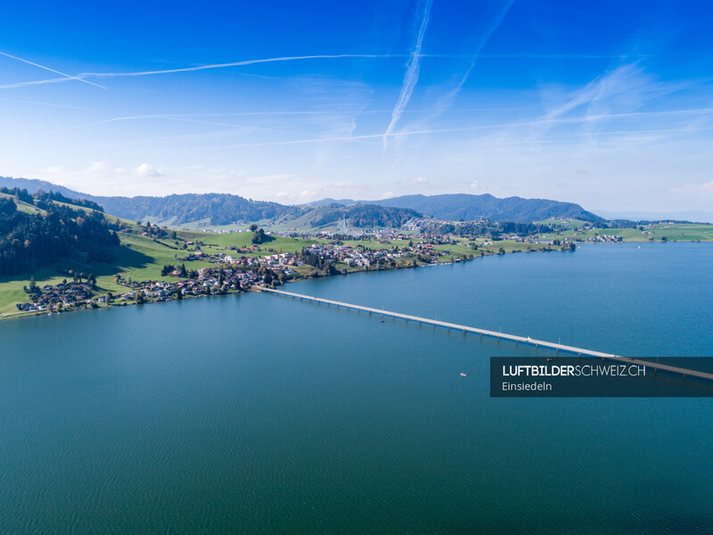 Luftbild Sihlsee mit Blick nach Einsiedeln