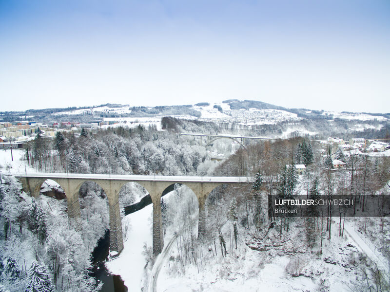 Luftaufnahme St. Gallen Brücken im Winter Luftbild