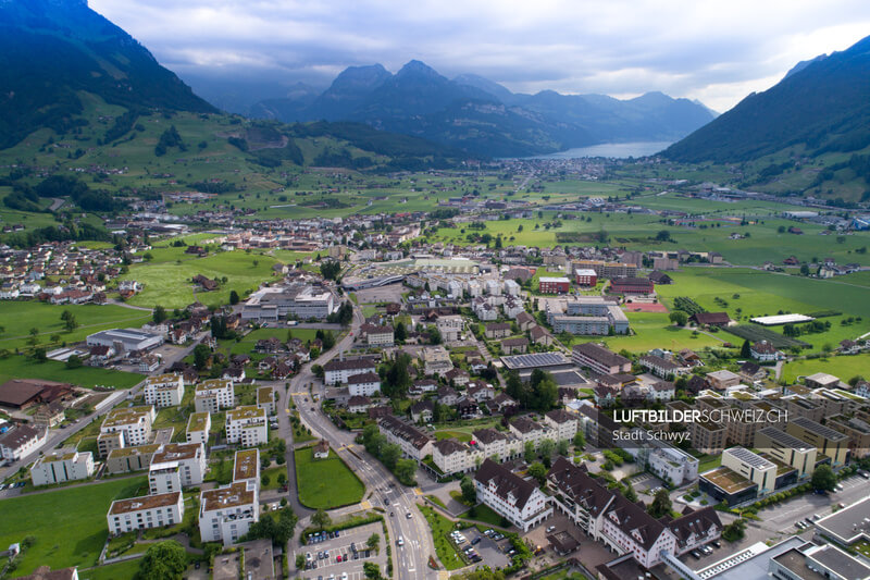 Luftaufnahme Schwyz Luftbild
