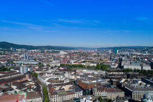 Luftaufnahme Zürich mit Blick Hardbrücke Luftbild