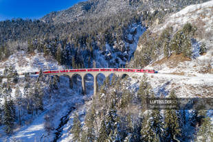 Luftbild Rhätische Bahn Engadin