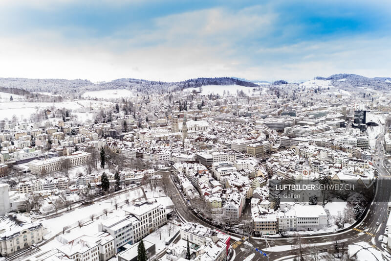 Luftbild Winter Stadt St. Gallen