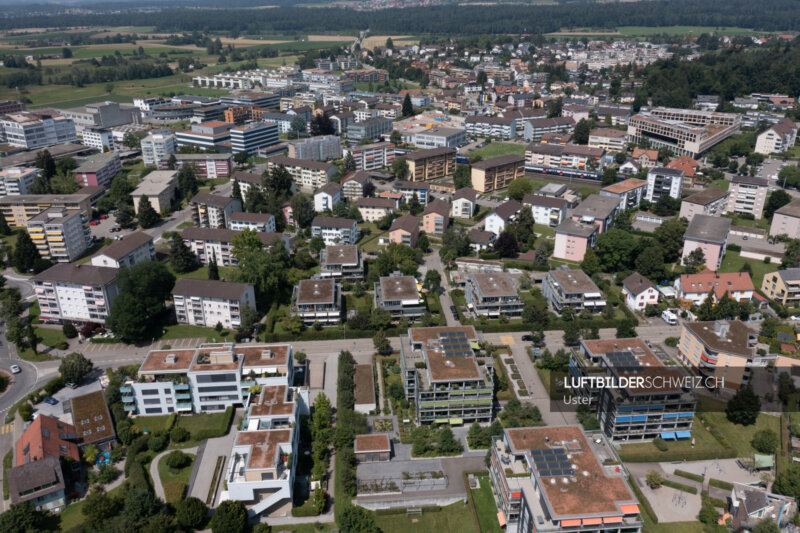 Drohnenfoto Uster Schweiz Luftbild