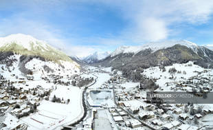 Klosters-Serneus Panorama Luftbild Winter