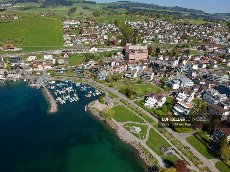 Luftbild Küssnacht Hafen