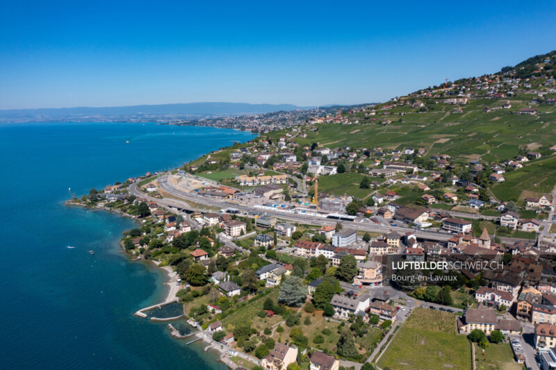 Luftaufnahme Bourg-en-Lavaux Luftbild