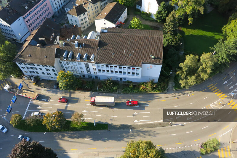 Luftaufnahme mehrspurige Strasse St. Gallen Luftbild