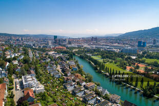 Luftaufnahme Zürich am Wasser Luftbild