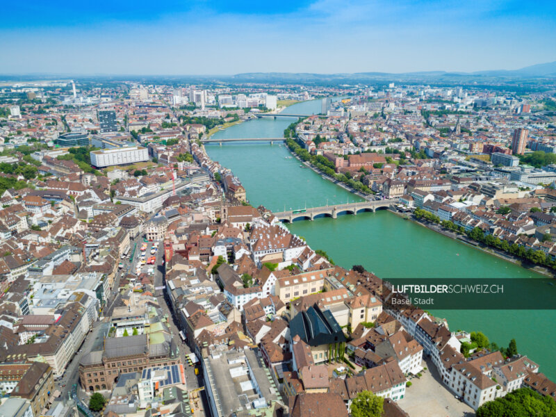 Luftbild Basel Schifflände & Marktplatz