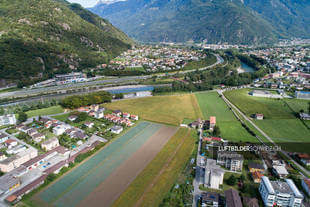 Bellinzona via Greina Luftaufnahme Luftbild