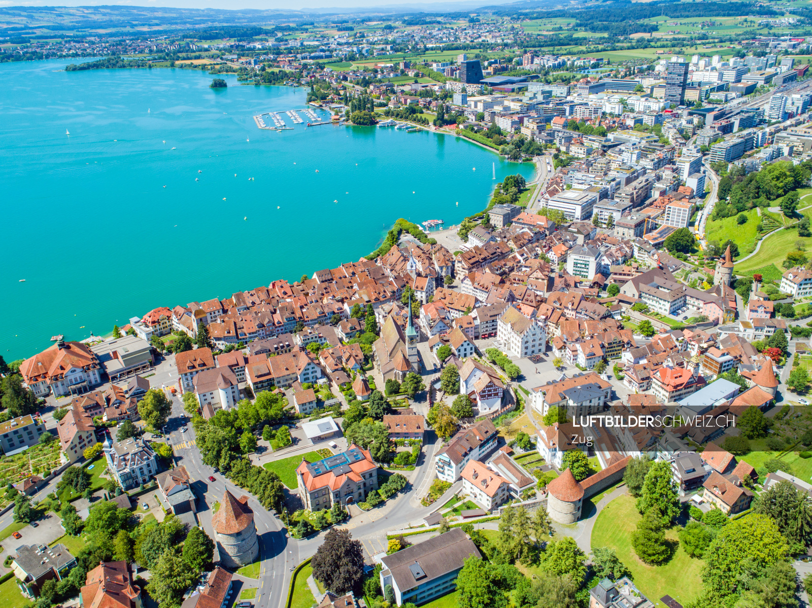 Drohne Zug Altstadt Luftbild