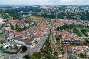 Fribourg Luftaufnahme Route des Alpes Luftbild