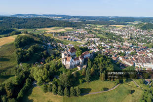 Lufbild Schloss Lenzburg Luftbild