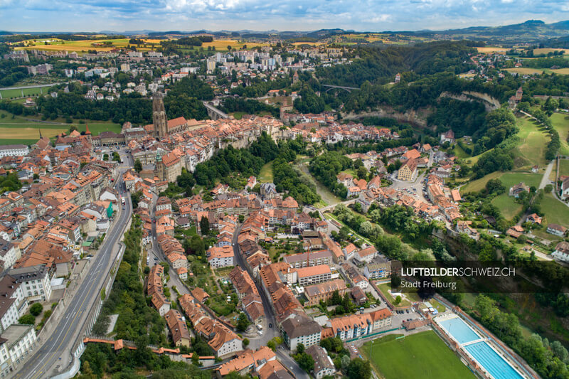 Luftaufanhme Freiburg (Fribourg) CH Luftbild