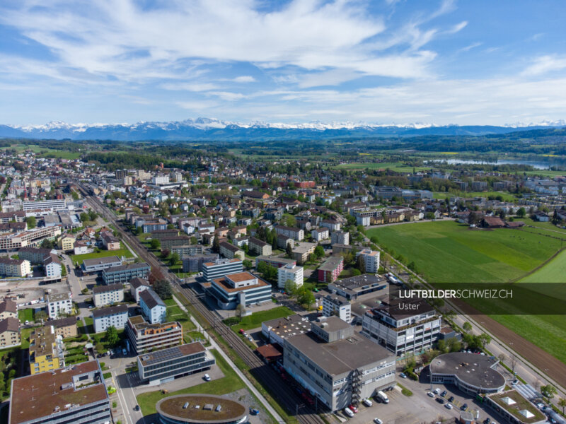 Luftaufnahme Industriepark Uster Luftbild