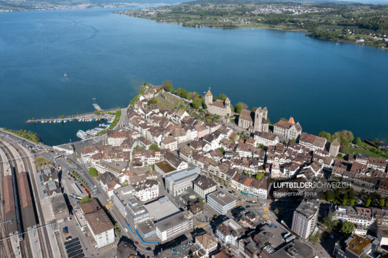 Luftaufnahme Rapperswil-Jona Luftbild