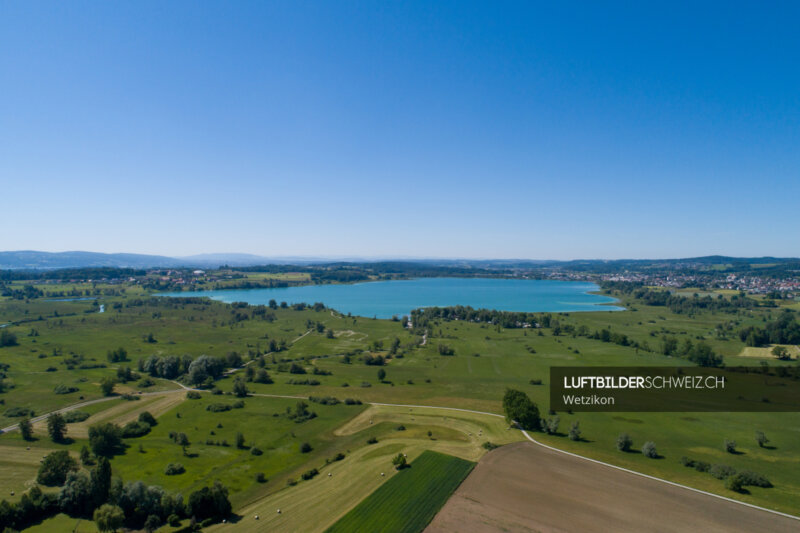 Luftaufnahme Wetzikon Richtung  Pfäffikersee Luftbild