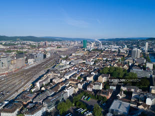 Luftaufnahme Zürich Kreis 5 & SBB Bahnhof Luftbild