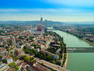 Luftbild Roche-Turm Basel