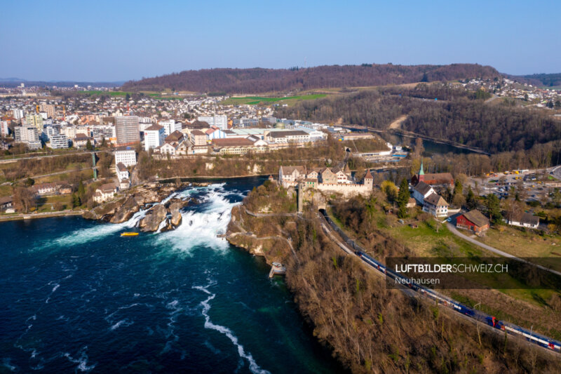 Luftbild Schloss Laufen am Rheinfall