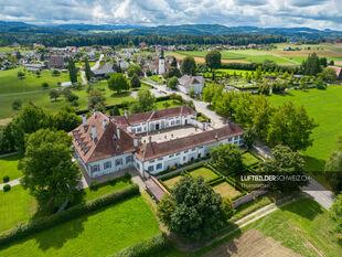 Luftbild Schloss Thunstetten