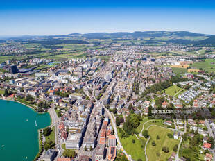 Stadt Zug Drohnenaufnahme Luftbild