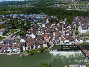 Stadtkirche Bremgarten Luftaufnahme Luftbild