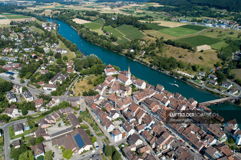 Stadtzentrum Diesssenhofen Luftaufnahme Luftbild