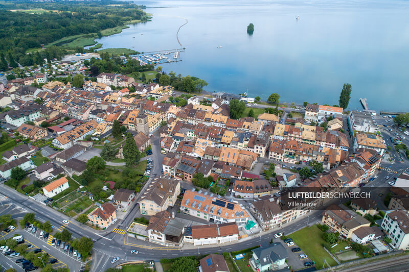 Villeneuve VD Luftaufnahme Luftbild