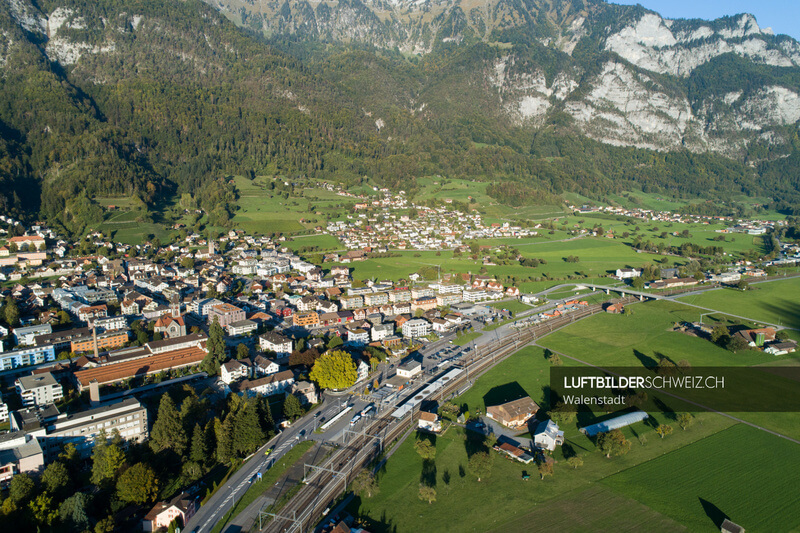 Walenstadt Schweiz Luftaufnahme Luftbild