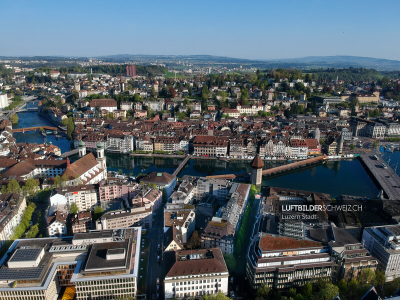 Luftaufnahme Luzern Kapellbrücke Luftbild