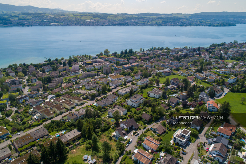 Vogelperspektive Männedorf: Blick Richtung Zürichsee Luftbild
